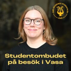 Bild på Ellen Ijäs och text Studentombudet på besök i Vasa samt ÅAS logo