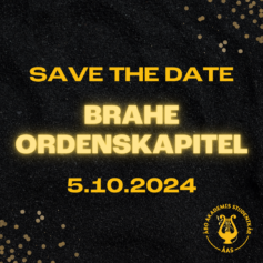 Gul text på mörk bakgrund. Brahe Ordenskapitel save the date 5.10.2024